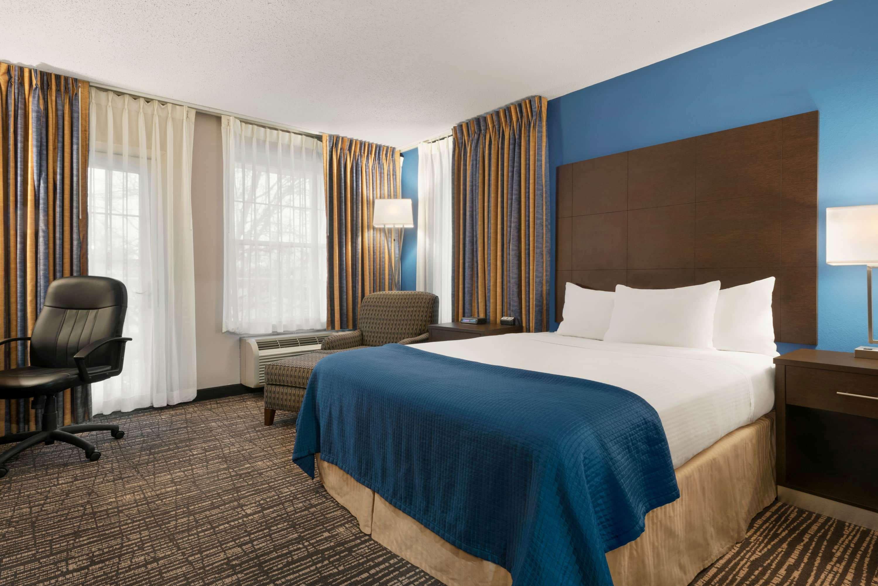 Hotel Baymont By Wyndham Washington Exterior foto